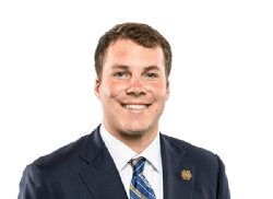 Riley Leonard headshot