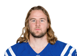 Tyler Warren headshot