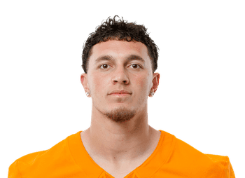 Joey Aguilar headshot