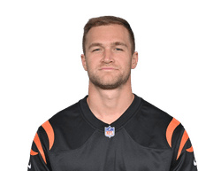 Mike Gesicki headshot
